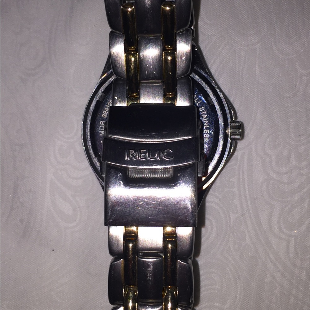 🔥🔥Men’s Relic Watch Used - Picture 2 of 4